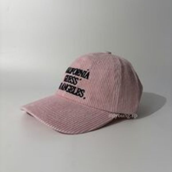 GUESS Corduroy cap 男女兼用 Straykids ヒョンジン着用★送料込