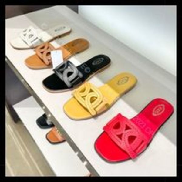 国内発 すぐ届く TOD'S トッズ フラット レザー サンダル