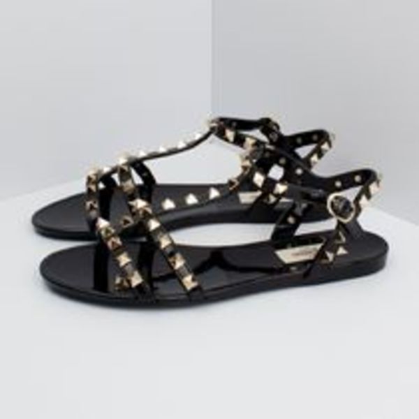 ★VALENTINO ROCKSTUD FLAT RUBBER SANDAL サンダル