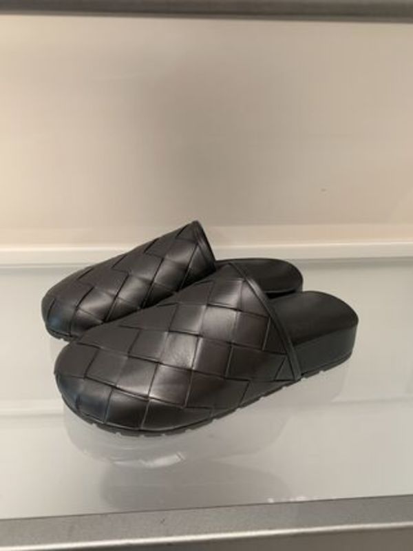 BOTTEGAVENETA イントレチャート クロッグ サンダル 786877