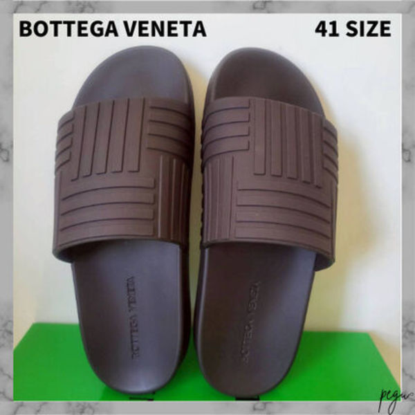 【BOTTEGA VENETA】国内発送 ラバー スライドサンダル