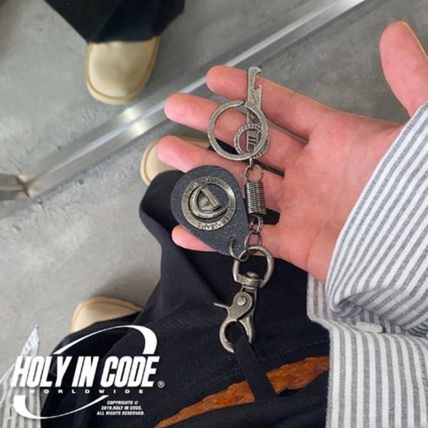 No.0901 P leather keyring
