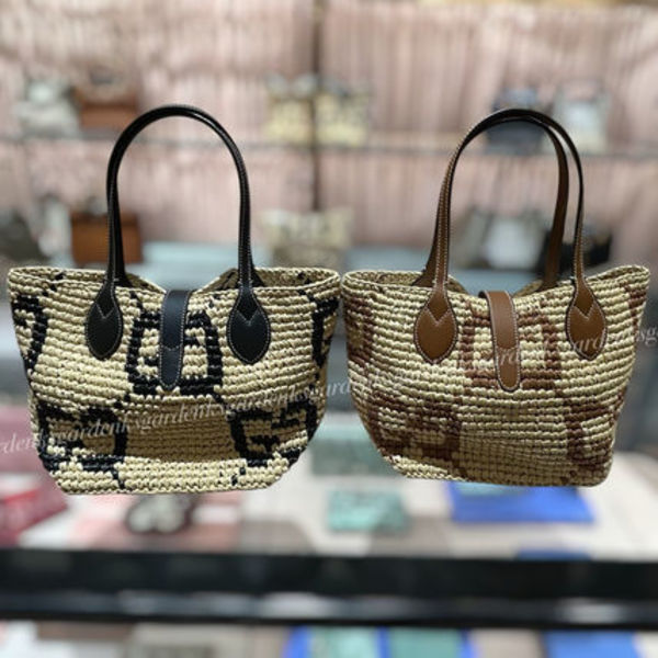 すぐ届く!GUCCI ラフィア エフェクト ミニ バケットバッグ