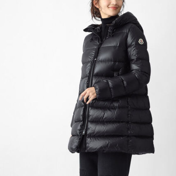 MONCLER ダウンジャケット suyenne-597yg-tg