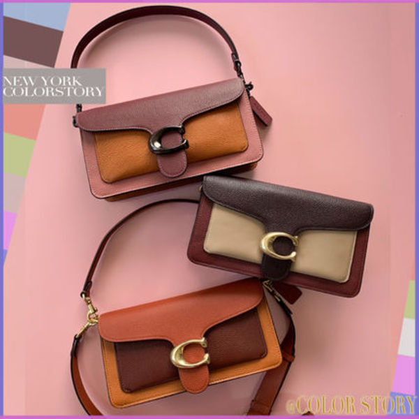 【COACHブティック】●お待ちかねのSALE●タビー26 カラーブック