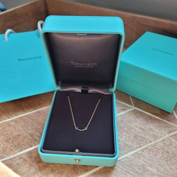 Tiffany☆大人気 ティファニー T スマイルミニ ペンダント 送込!