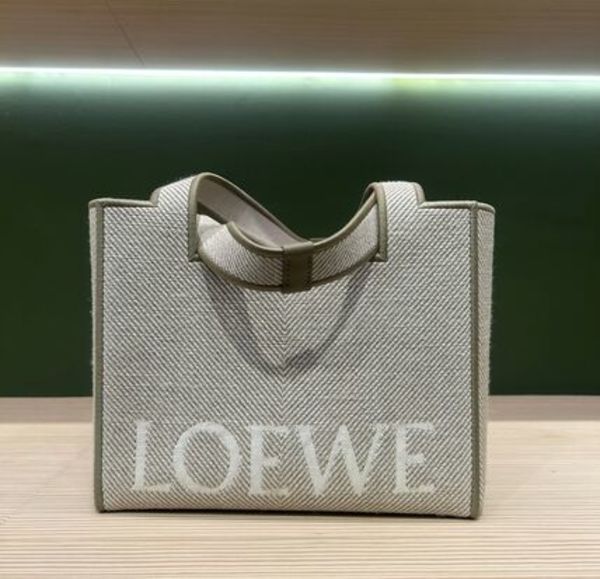 【LOEWE】SALE ロエベフォント トート ミディアムバッグ