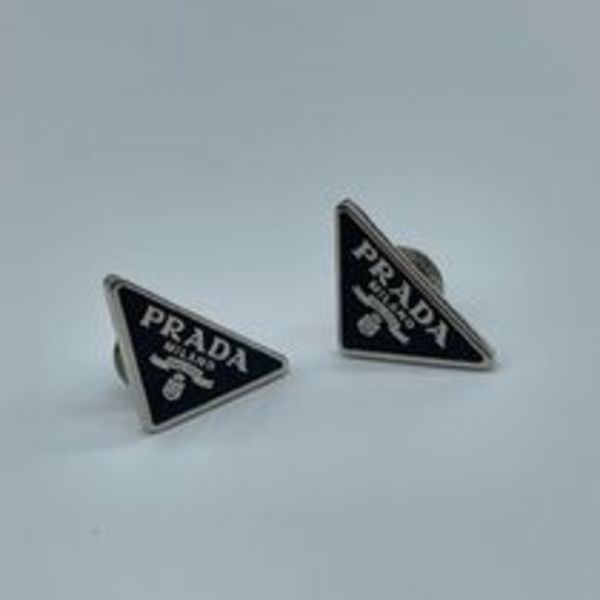★ プラダ ★シンボル スターリングシルバー ピアス
