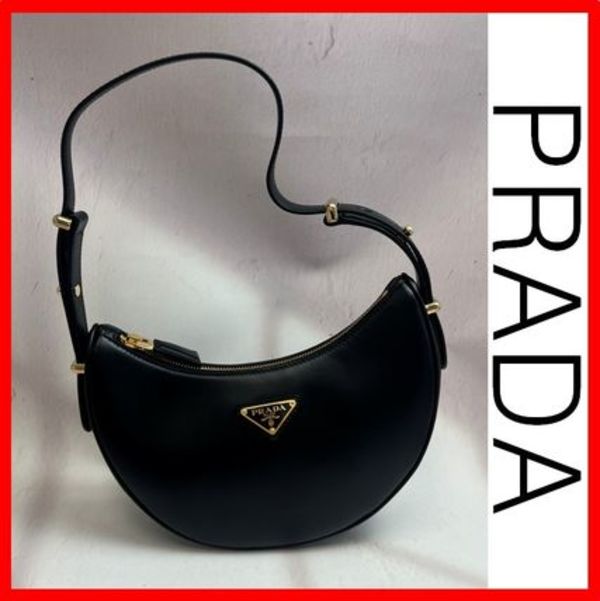 ☆人気☆【PRADA】☆プラダ アーケ レザーショルダーバッグ☆