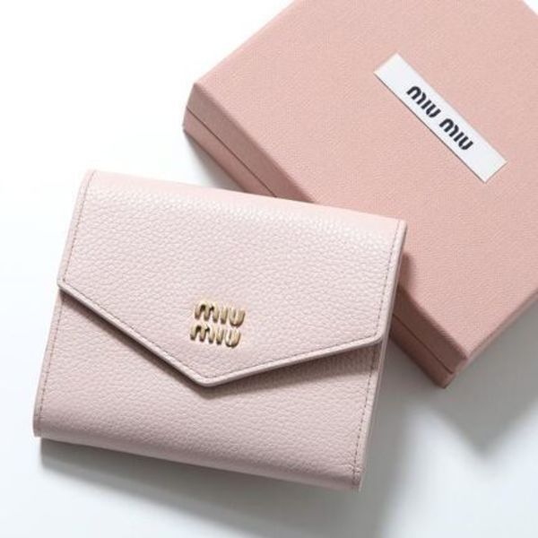 MIUMIU 二つ折り財布 5MH040 ADT7 レザー
