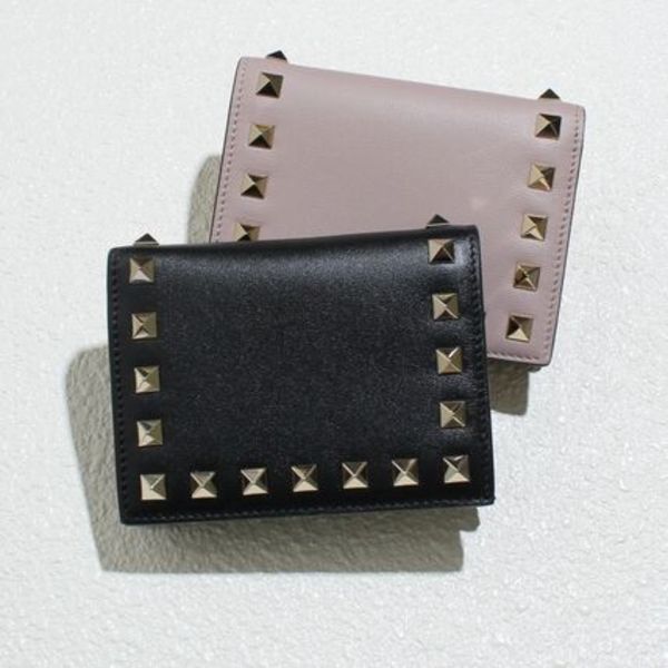 ★VALENTINO ROCKSTUD WALLET 小銭入れ 二つ 折りたたみ 財布