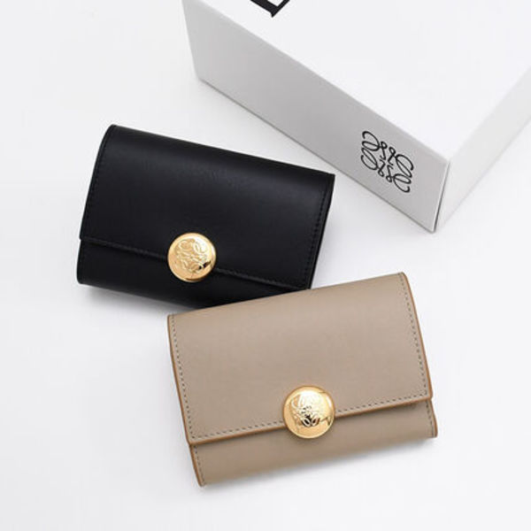 【国内即発】LOEWE ぺブル バーティカル ウォレット スモール