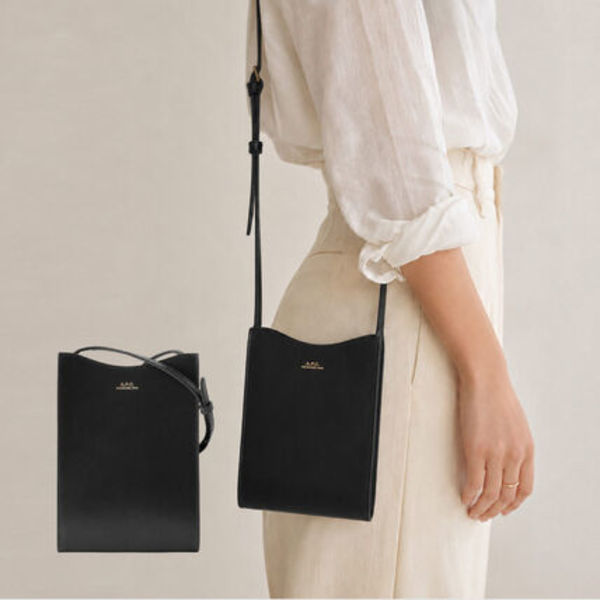 A.P.C JAMIE ロゴ クロスバッグ PXBMW F63412 LZZ