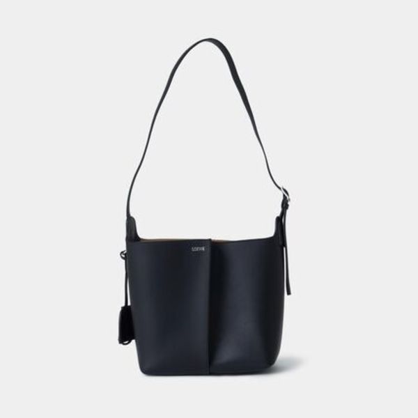 LOEWE ビルバオ バケットバッグ ミディアム(スムースカーフ)