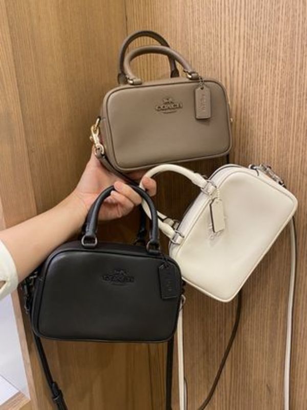 【COACH】シンプル四角ボストン☆サッチェル クロスボディ CT776