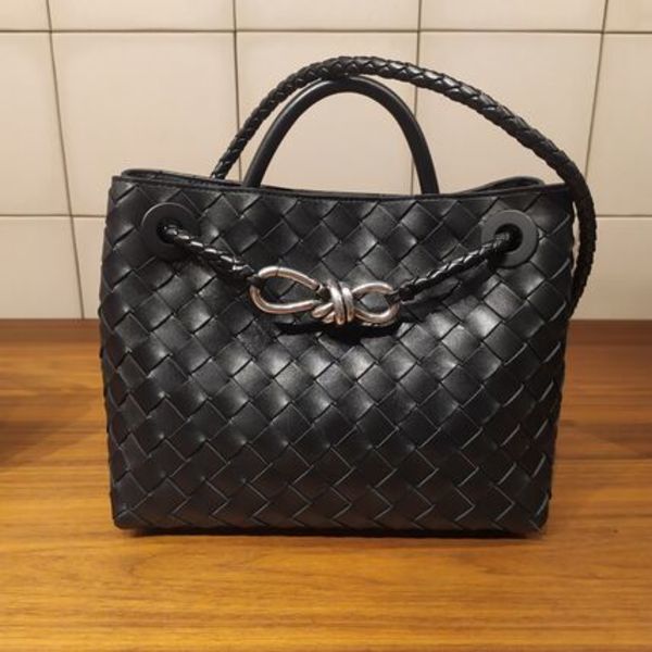 パリ直送!【BOTTEGA VENETA】☆ミニ アンディアーモ☆