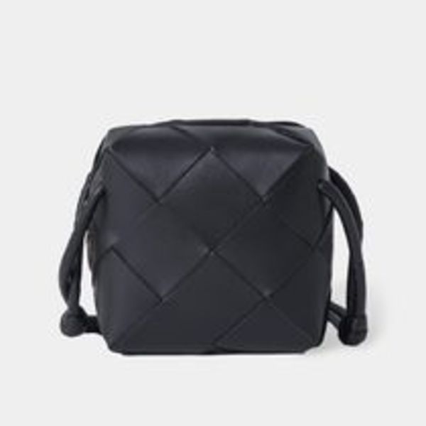 送料関税込★BOTTEGA VENETA★カセット カメラバッグ★BLACK★