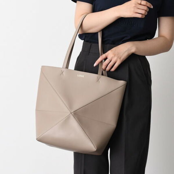 【国内即発】LOEWE パズルフォルド トート