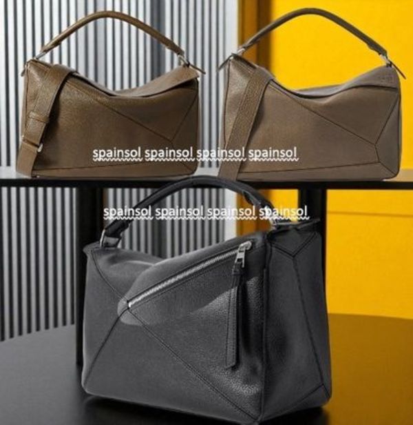 【LOEWE】 パズル ショルダーバッグ ラージサプルグレインカーフ