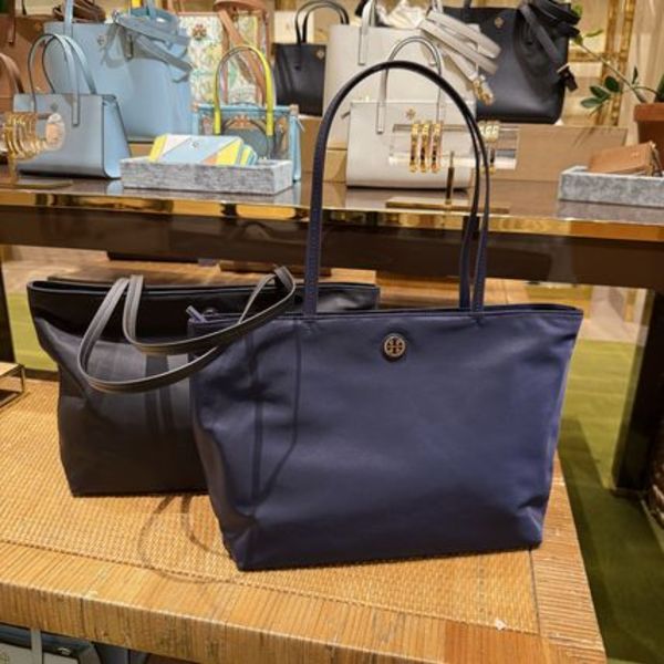 定番★Tory Burch Nylon Small Tote 171477 軽量