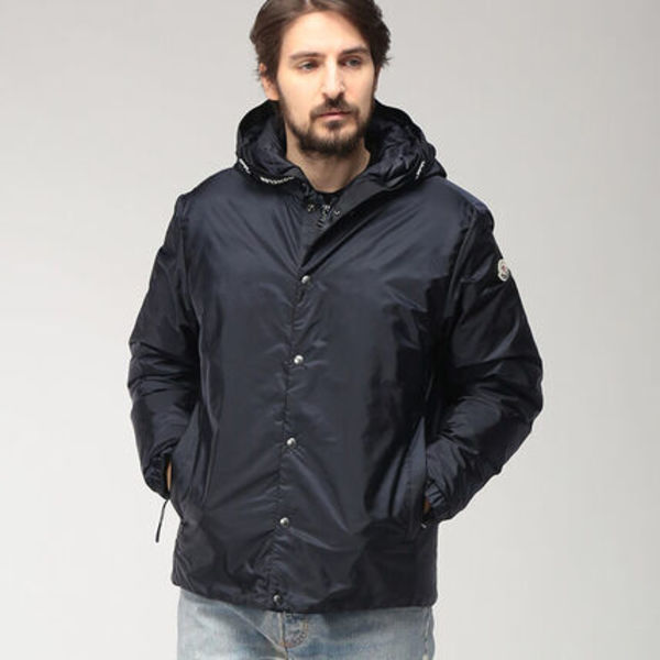 MONCLER TRESTRAOU ライトダウンブルゾン ロゴ