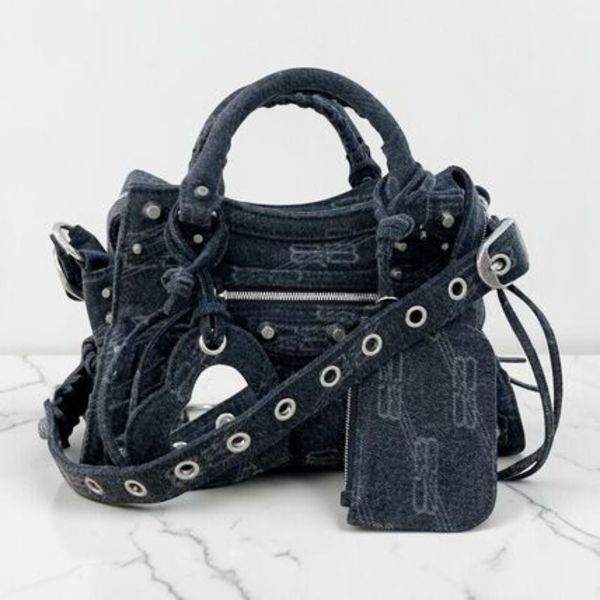 BALENCIAGA NEO CAGOLE XS ハンドバッグ