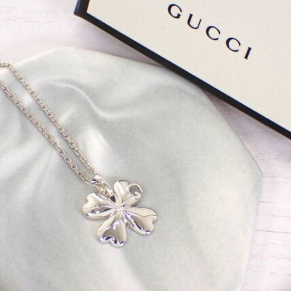 GUCCI クローバー 四つ葉 ネックレス シルバー925