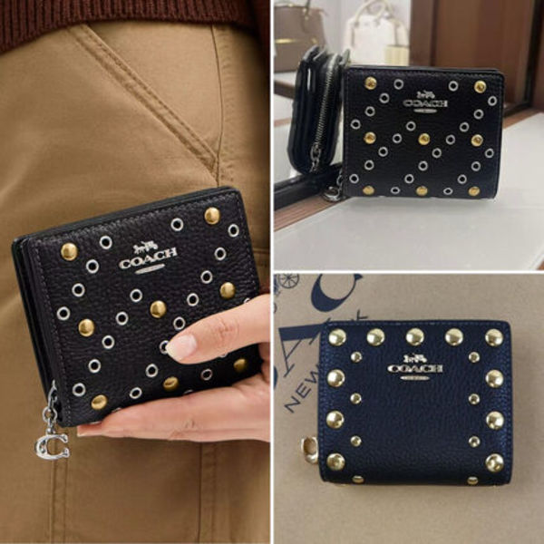 即発 COACH Snap Wallet コンパクト2つ折り財布 送料関税込