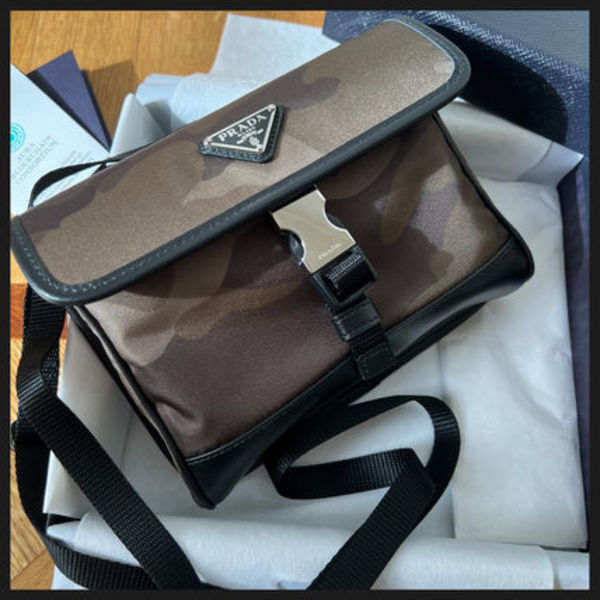 PRADA((2ZH108))ミニナイロンショルダー