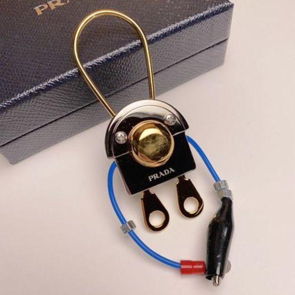 PRADA★プラダ キーホルダー ロボット キーチャーム 1PM016