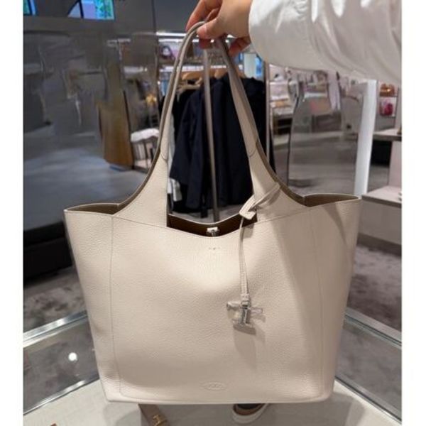 TOD'S(トッズ)☆Tタイムレス ダブルハンドルバッグ ミディアム