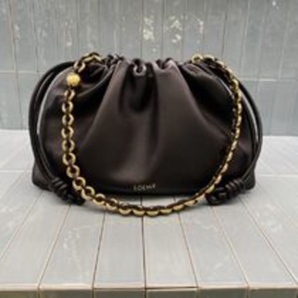 LOEWE フラメンコパース ミディアム(メローナパラム)