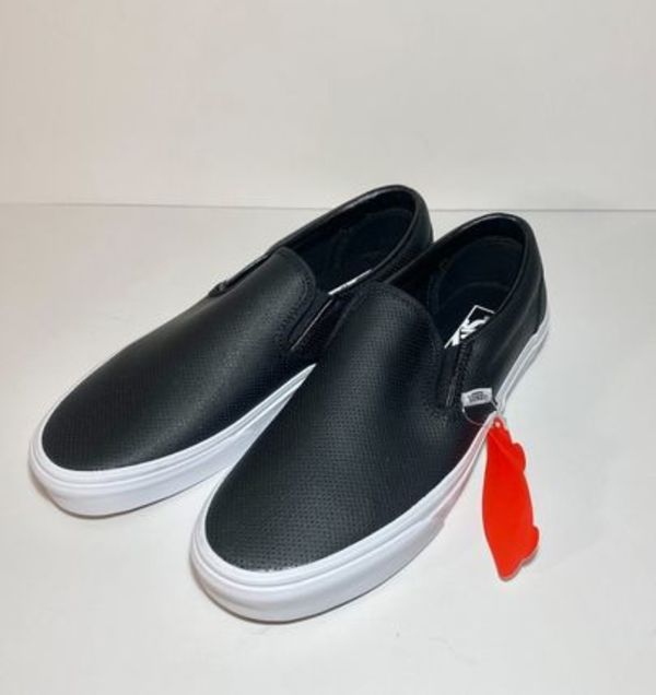 【Vans】☆レザースリッポン☆VANS PERF LEATHER SLIP-ON