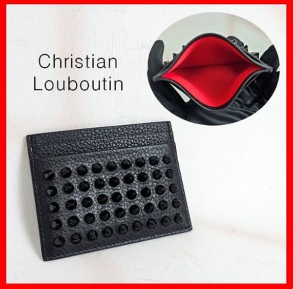 ★韓国の人気【Christian Louboutin】ブラック カードホルダー★