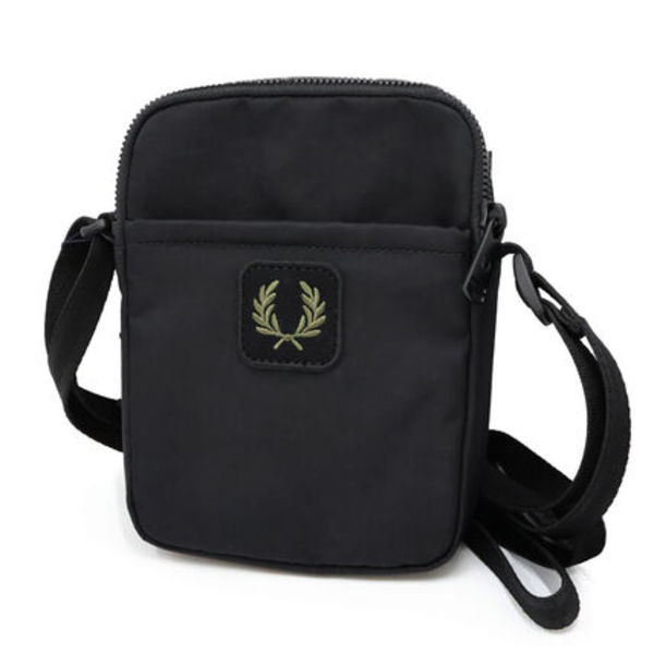【FP26FW204】FRED PERRY ショルダーバッグ L3341/CRINKLE NYLON