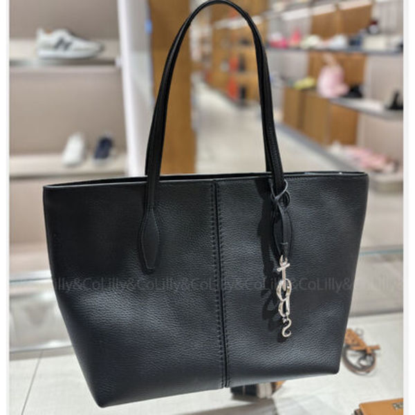 TOD'S(トッズ)☆ジッパートートバッグ