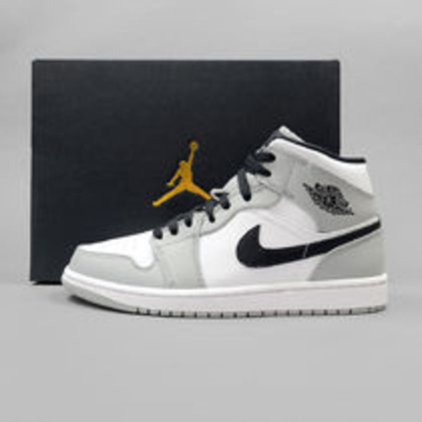 ★NIKE★大人気★AIR JORDAN 1 MID エアジョーダン1★追跡可