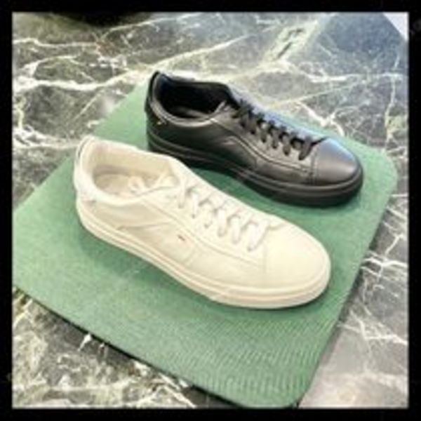 国内買付 すぐ届く Santoni サントーニ レザー スニーカー