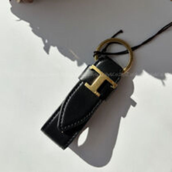 Tods(トッズ)☆Tタイムレスキーホルダー