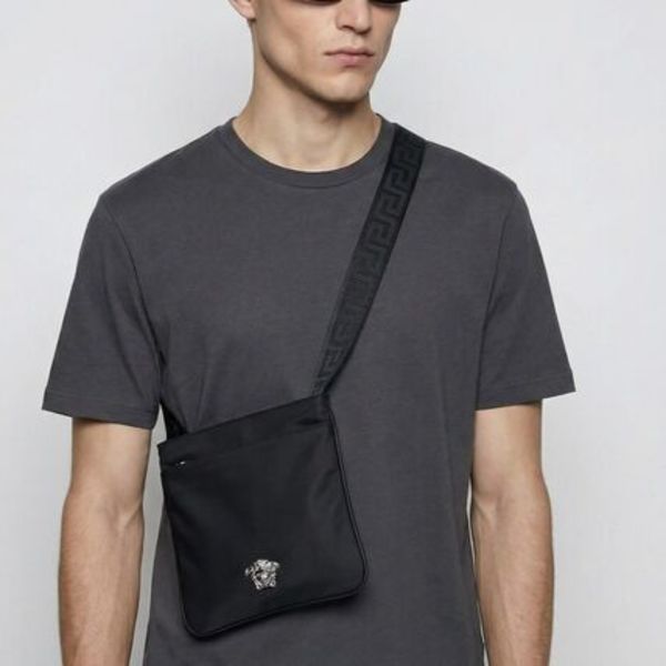 ヴェルサーチ ショルダーバッグ サコッシュ VERSACE 1011791
