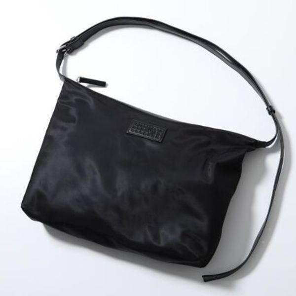 MM6 ショルダーバッグ Numeric ニューメリック SB6WG0024 P9062