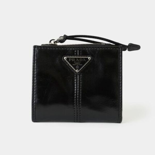 【PRADA】 Small leather wallet / 追跡付