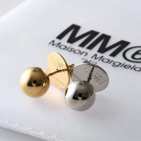 MM6 スタッドピアス SM7VG0131 P9212 ツートーン オーブ