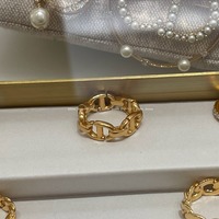 自分にご褒美を♡憧れ"Dior(ディオール) "アクセサリーでLADY度高めよう!