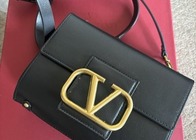 【最大78%OFF!?】美女にふさわしい“VALENTINO(ヴァレンティノ)”が超お買い得価格で手に入るとしたら?【SH特売部】