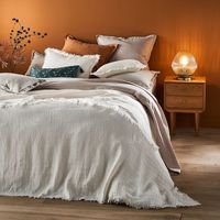 ベッドカバーを選ぶなら…お部屋の雰囲気にマッチするものを!インテリアジャンル別おすすめベッドカバー