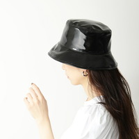 海外モデル&セレブの間で話題!《バケットハット》で即おしゃれ見えが叶う♡