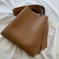 【理想の通勤バッグ】韓国発『LECC PROJECT(レックプロジェクト) 』のバッグが優秀すぎると口コミ・話題沸騰!