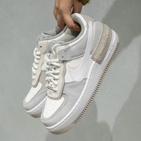 《保存版》Nikeの名作「エアフォース1」の魅力を徹底解説!-基礎知識・25年新作・コーデ術・限定スニーカーも