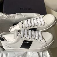 イケメン男性セレブがリアルに愛用する人気スニーカー特集